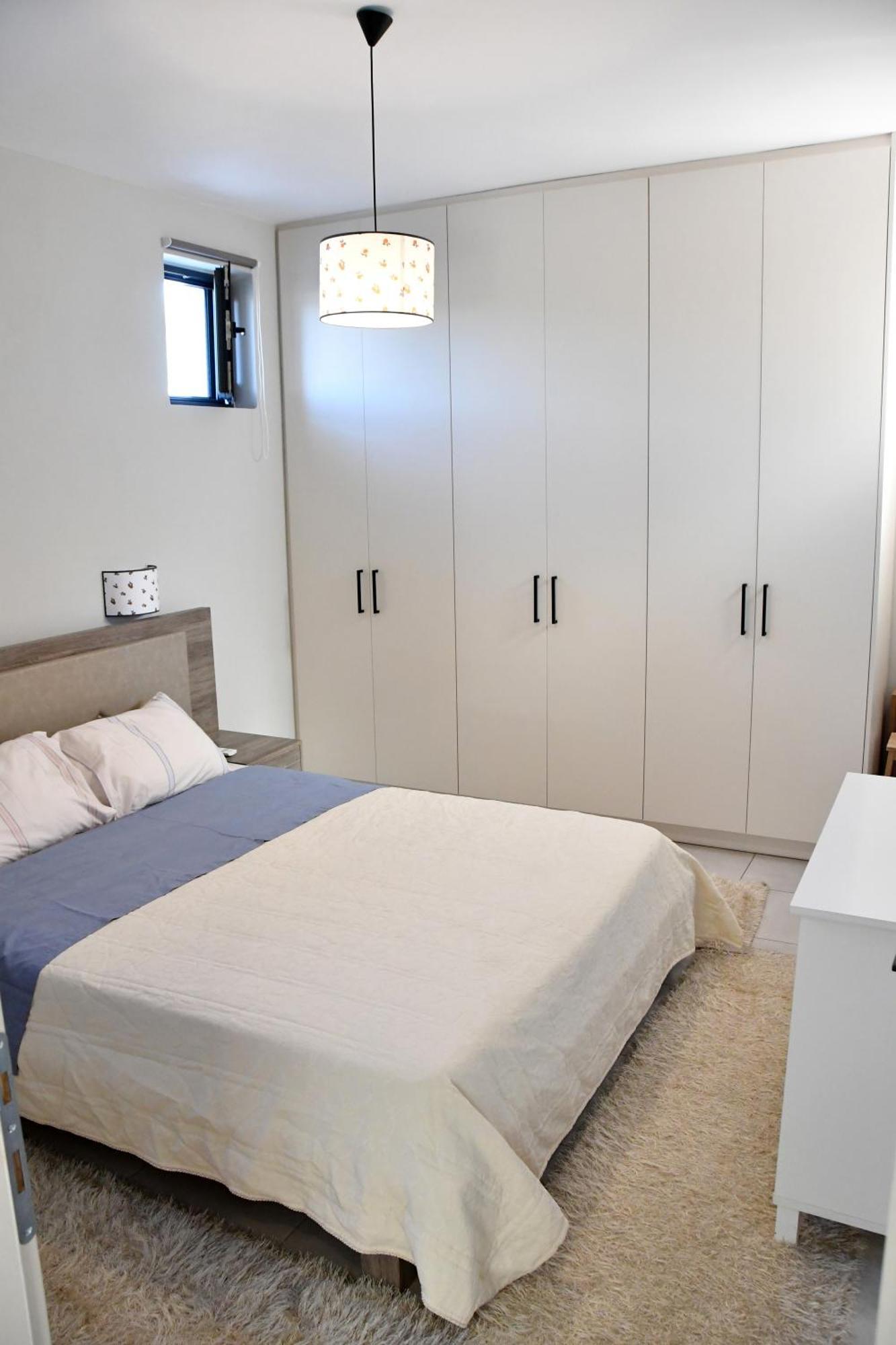 Apartamento Polles Εlies Cozy Αpartment Aegina Exterior foto